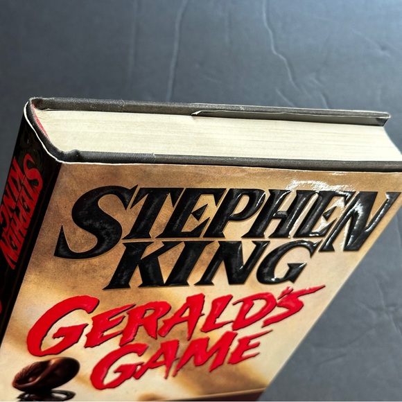 Gerald's Game by Stephen King (1st Edition) | Fiction, Horror | Hardcover Book - Picture 8 of 11
